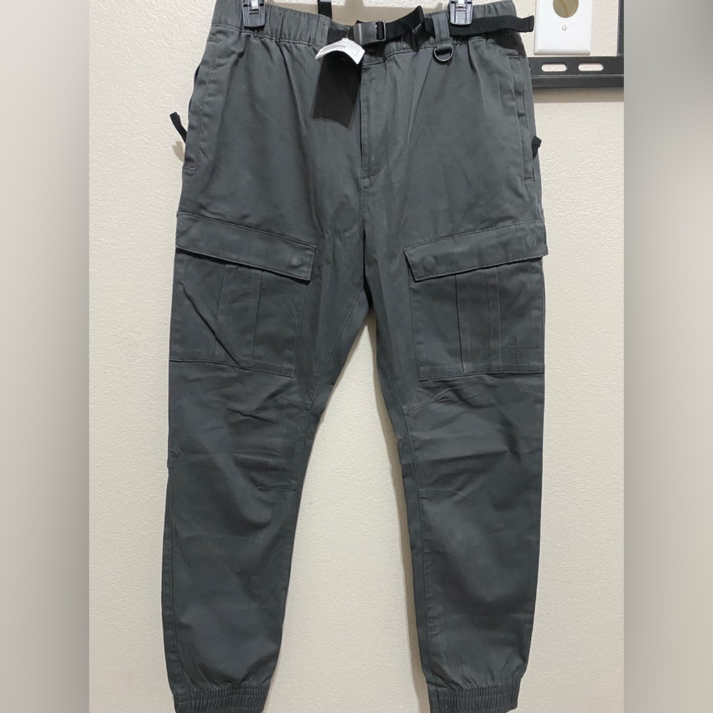 Women’s Cargo slim fit stretch pants